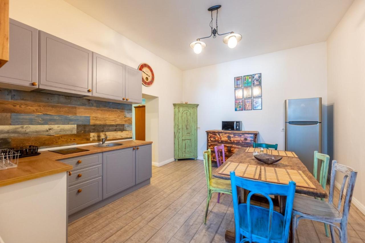 Cozyflat In The Central Arad Exterior photo