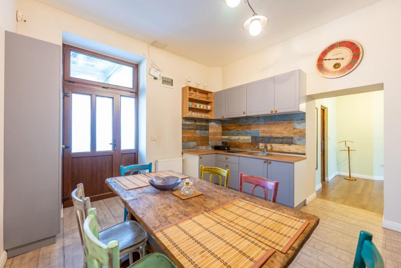 Cozyflat In The Central Arad Exterior photo